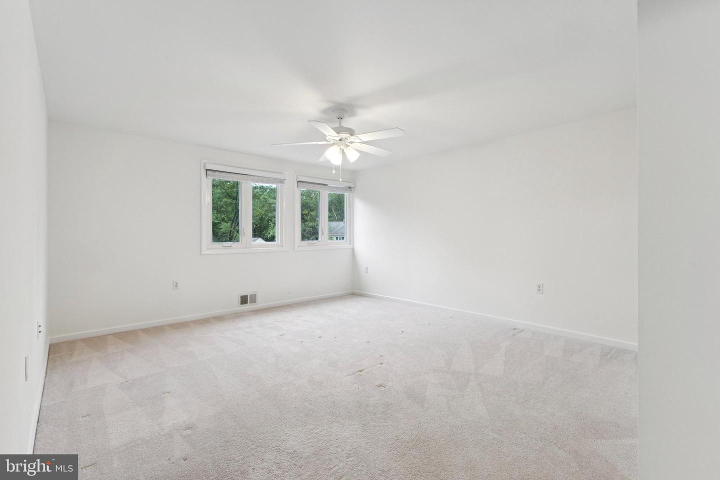 11234 Hunting Horn Ln Property Photo 18