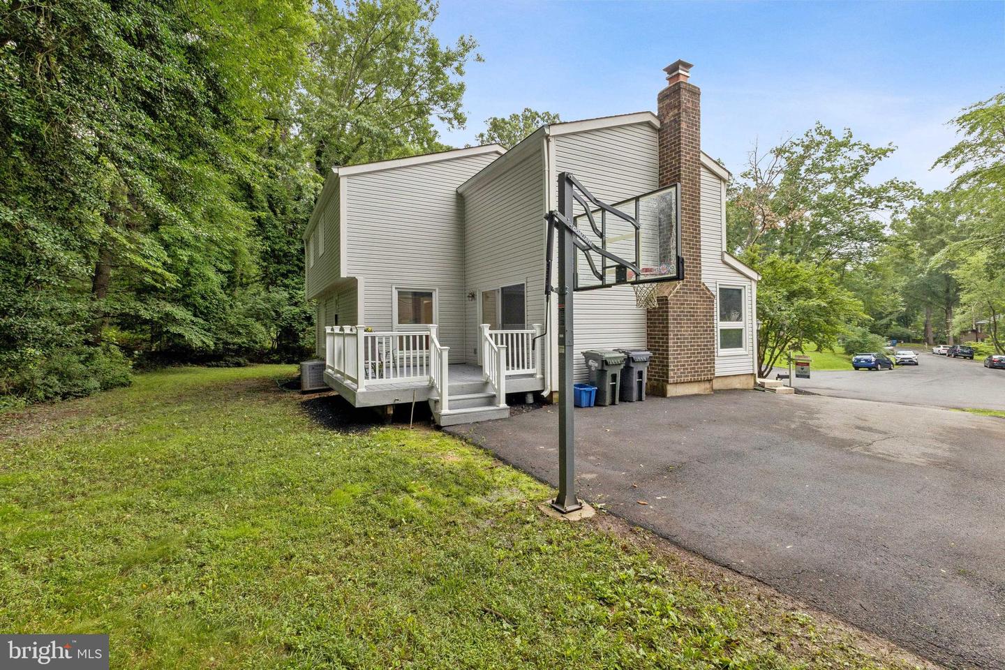 11234 Hunting Horn Ln Property Photo 37