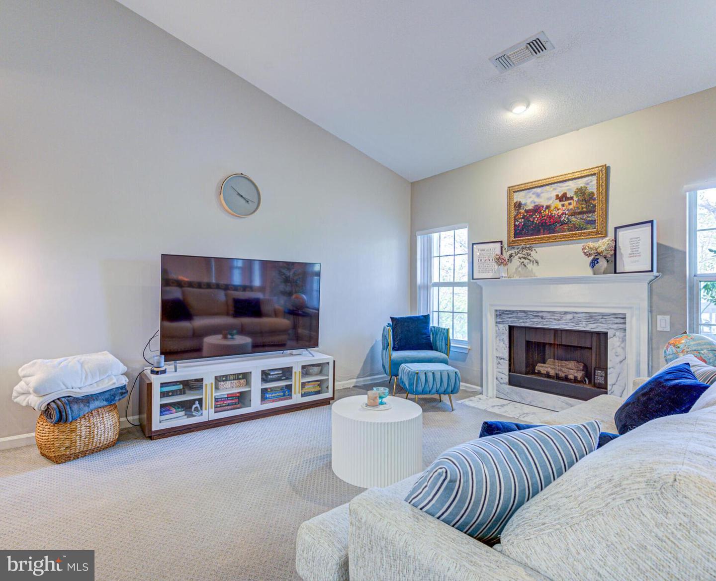 1720 Lake Shore Crest Dr #35 Property Photo 6