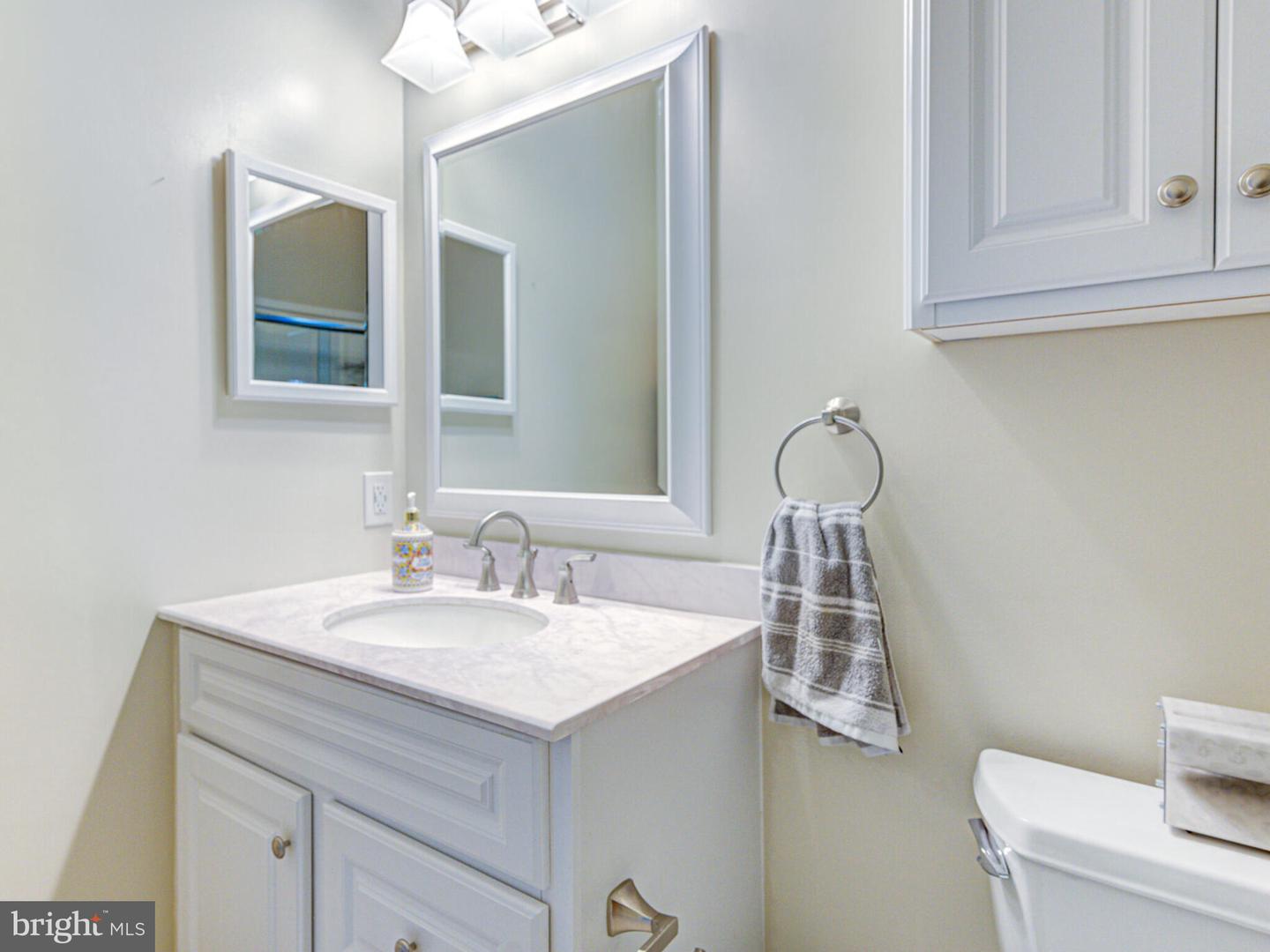 1720 Lake Shore Crest Dr #35 Property Photo 28