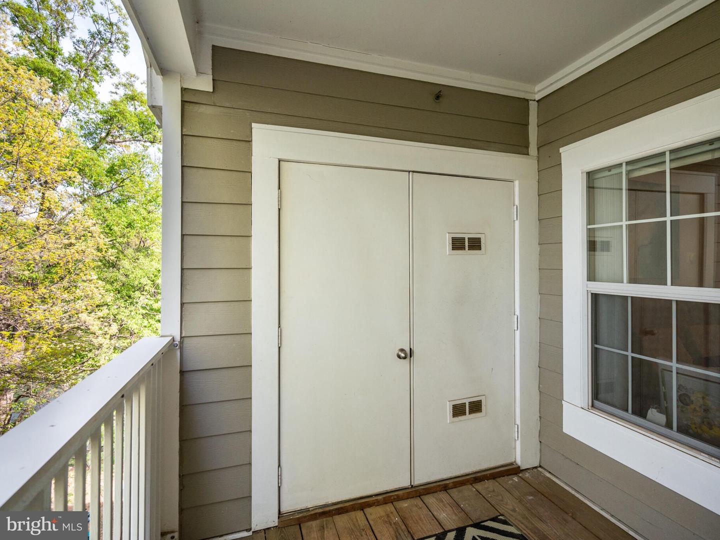 1720 Lake Shore Crest Dr #35 Property Photo 38