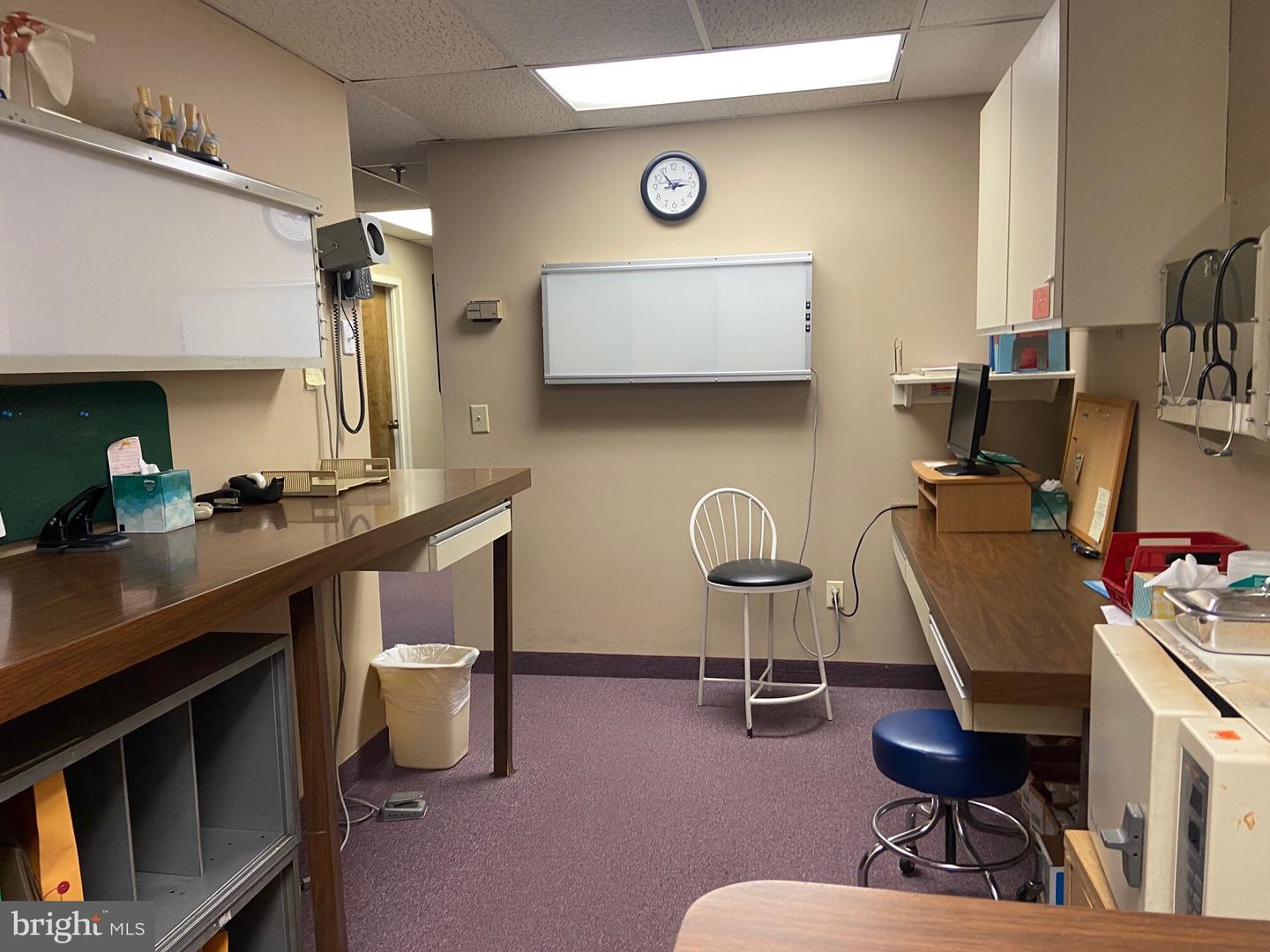 133 Maple Ave E #300 Property Photo 7