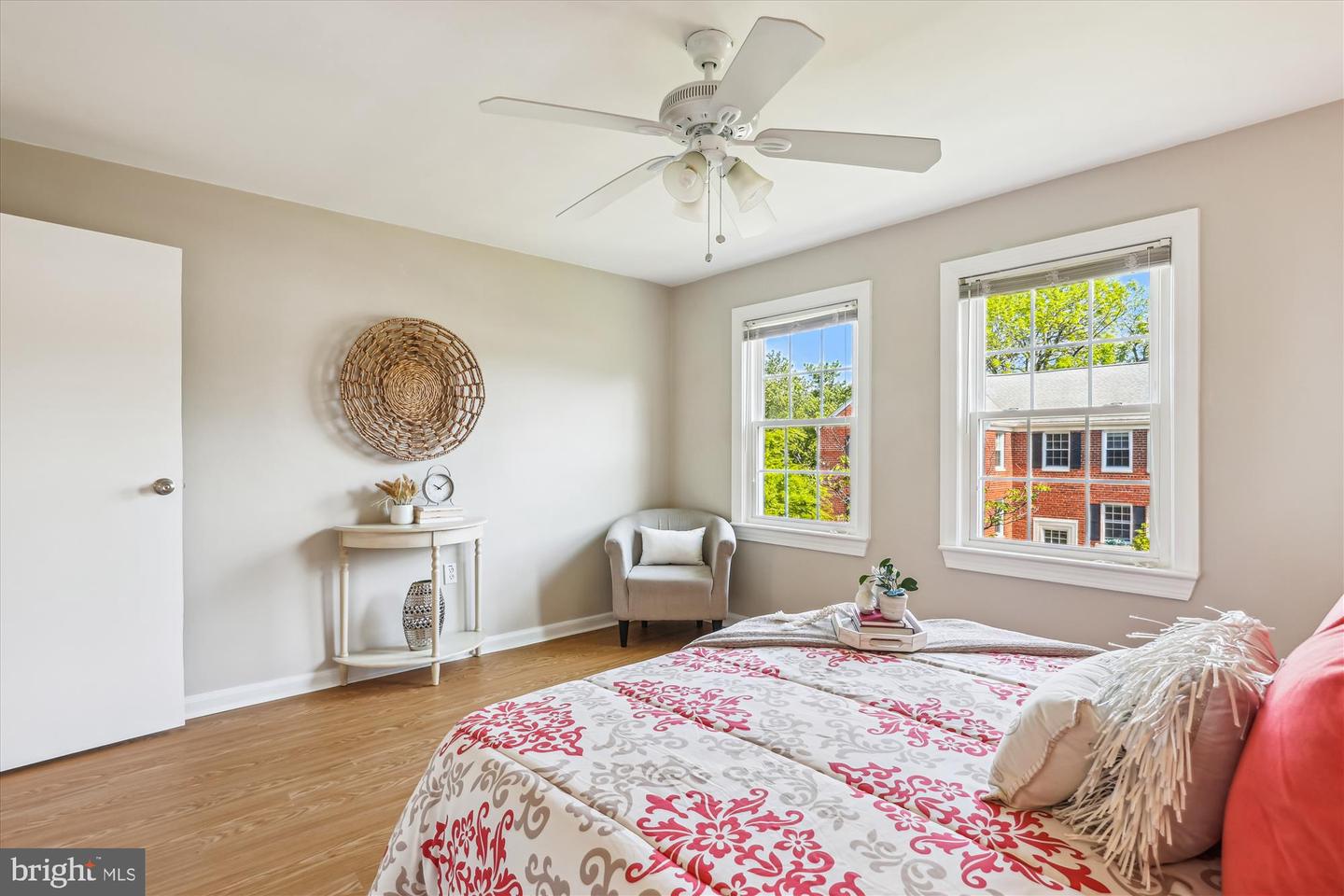 6624 Boulevard Vw #c1 Property Photo 15
