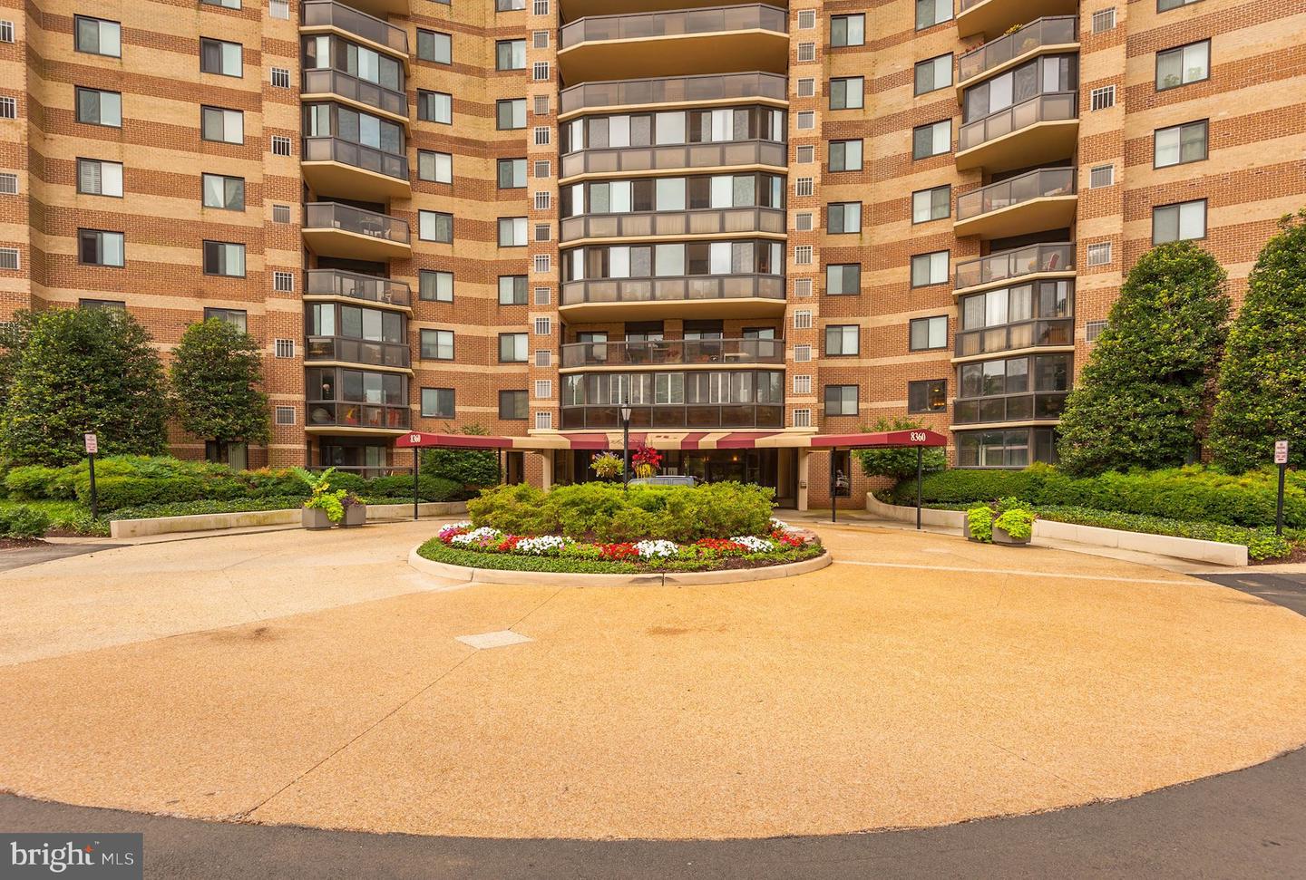 8380 Greensboro Dr #1008 Property Photo