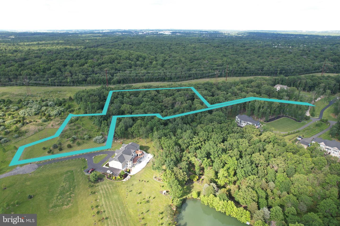 6500 Bull Run Woods Trl Property Photo 3