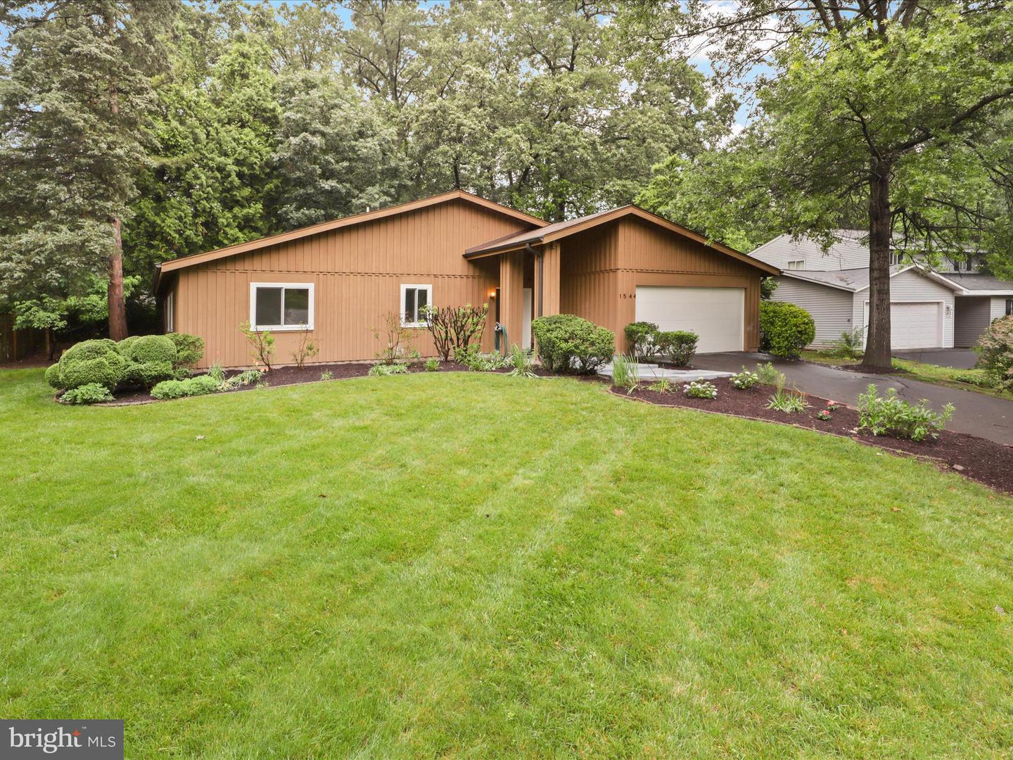 1544 Hiddenbrook Dr Property Photo 1