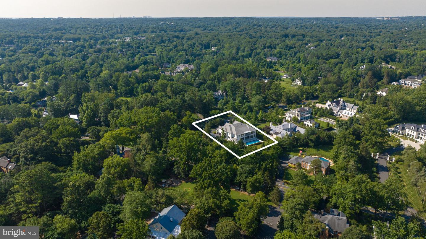 1102 Chain Bridge Rd Property Photo 47