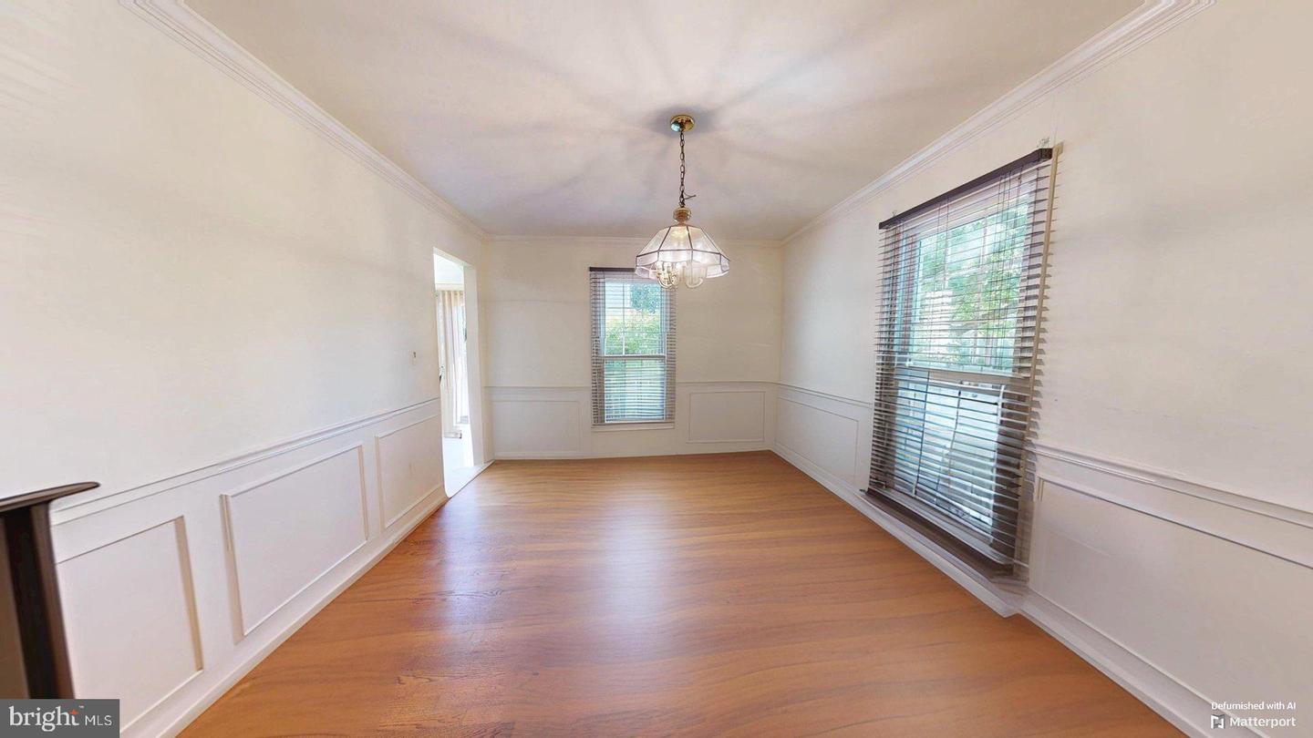 6279 Walkers Croft Way Property Photo 12