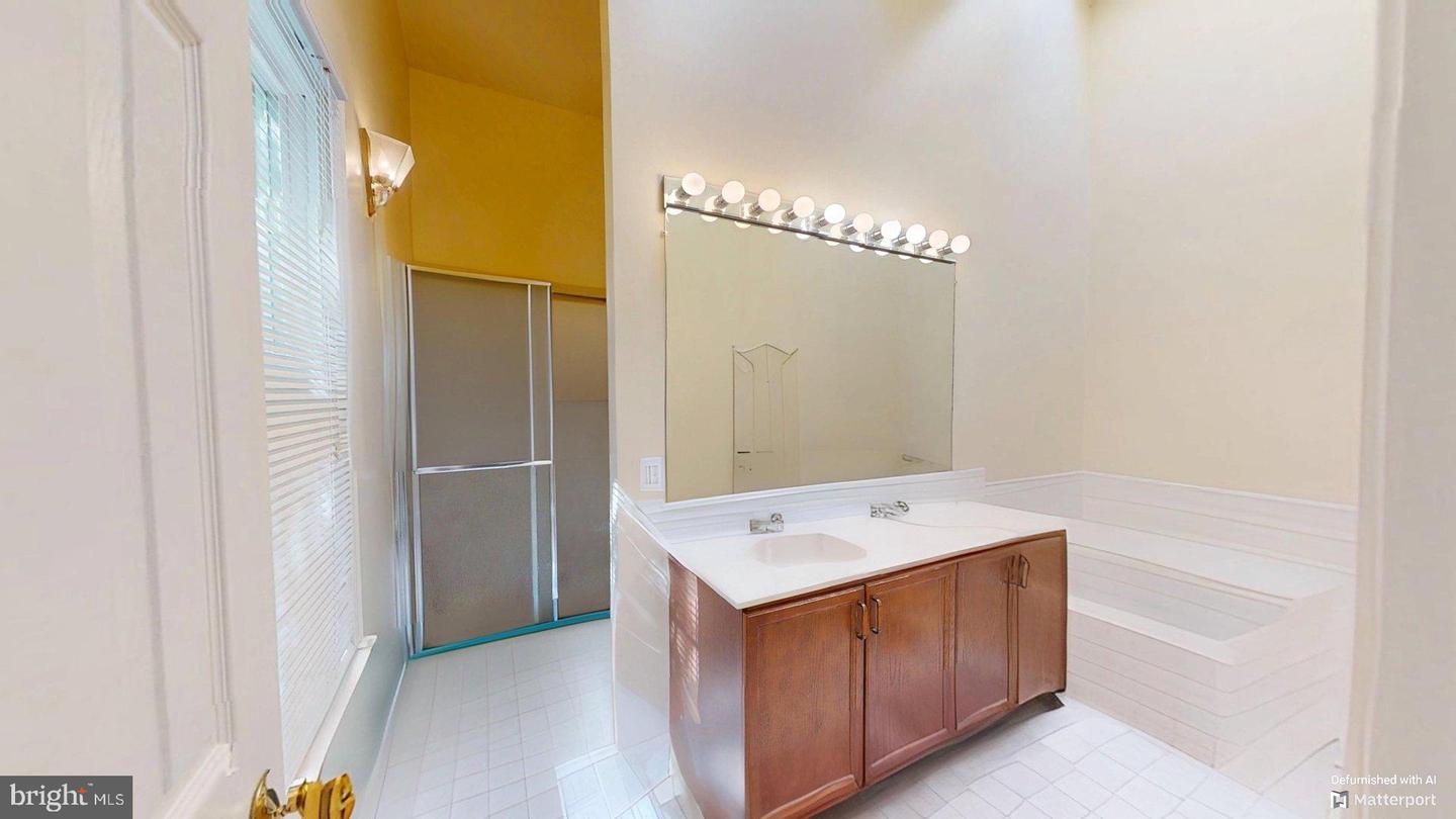 6279 Walkers Croft Way Property Photo 19