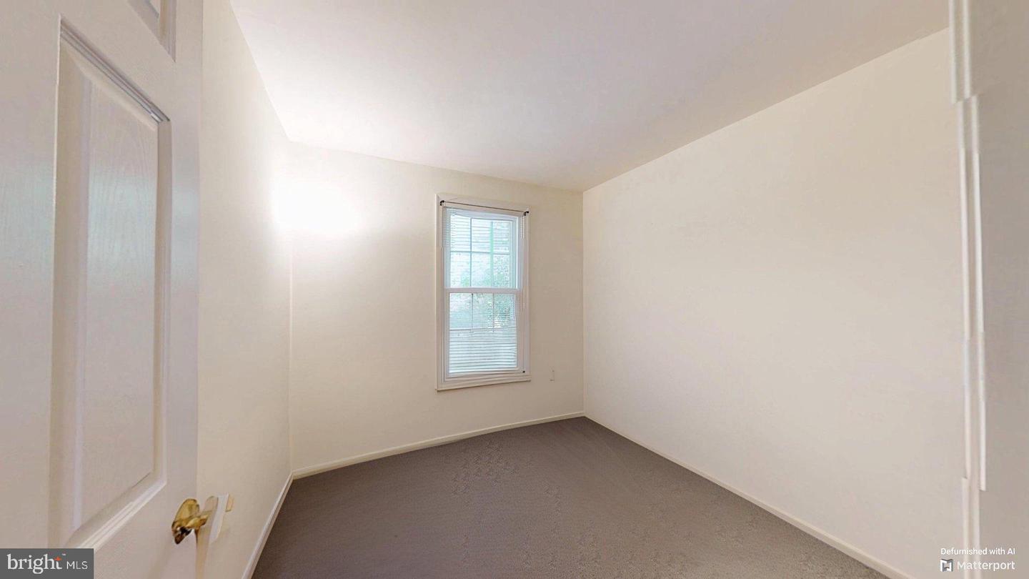 6279 Walkers Croft Way Property Photo 23