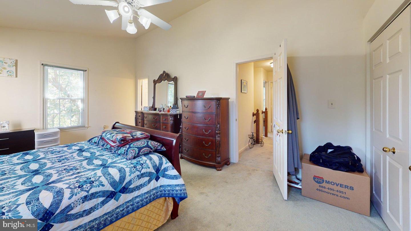 6279 Walkers Croft Way Property Photo 42