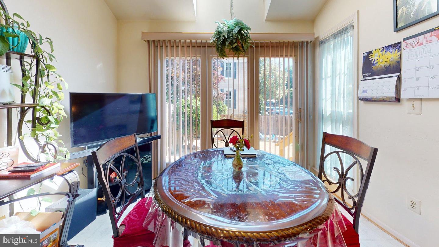 6279 Walkers Croft Way Property Photo 54