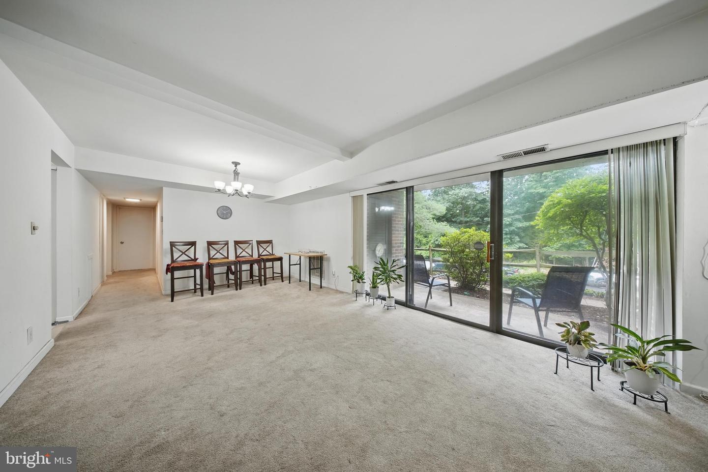 4408 Island Pl #t2 Property Photo 5