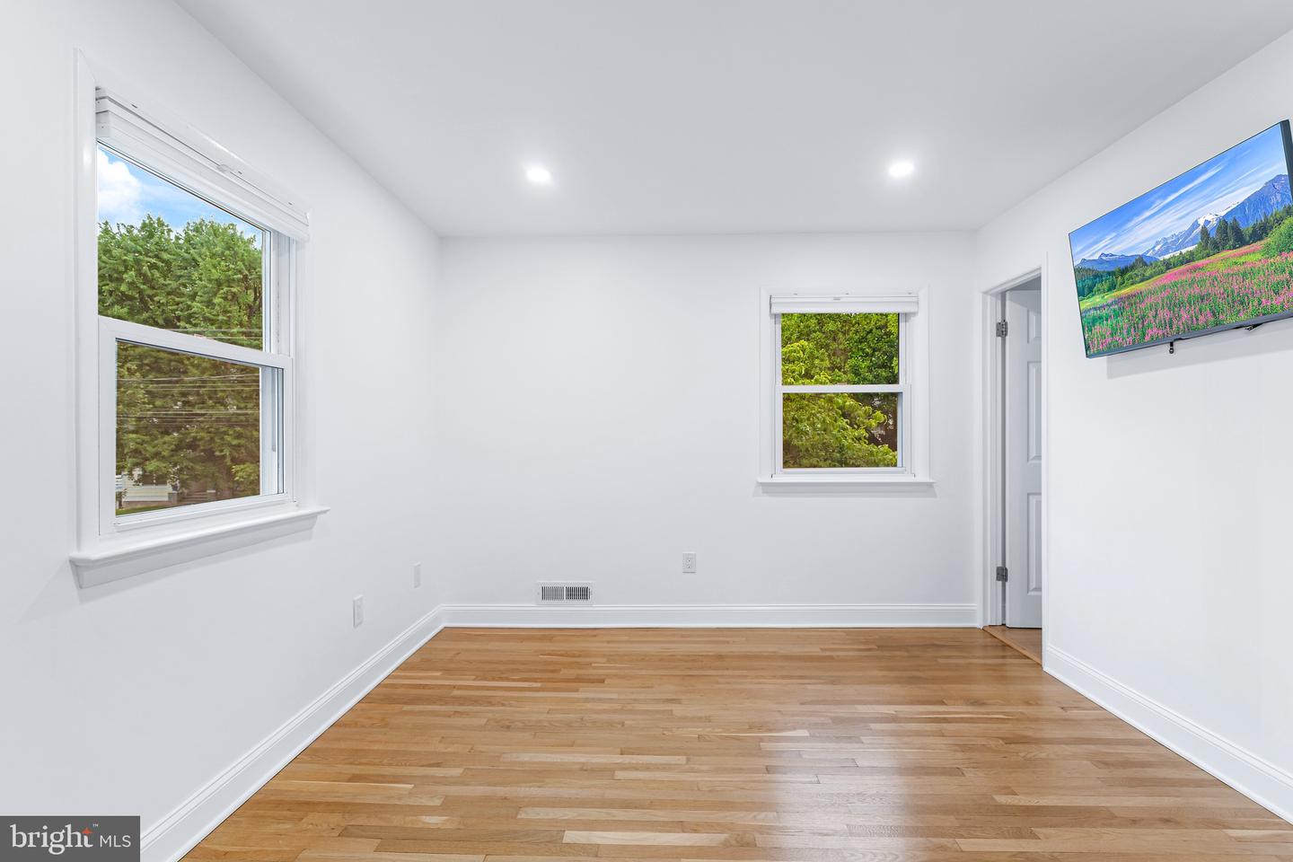 109 Patrick St Se Property Photo 23