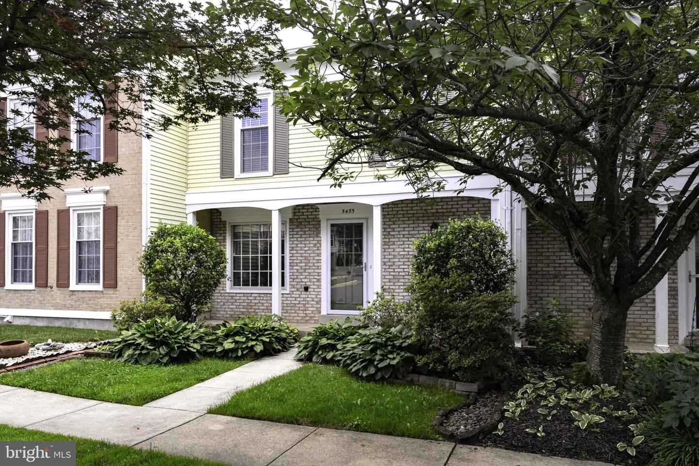 5455 Safe Harbor Ct Property Photo 2
