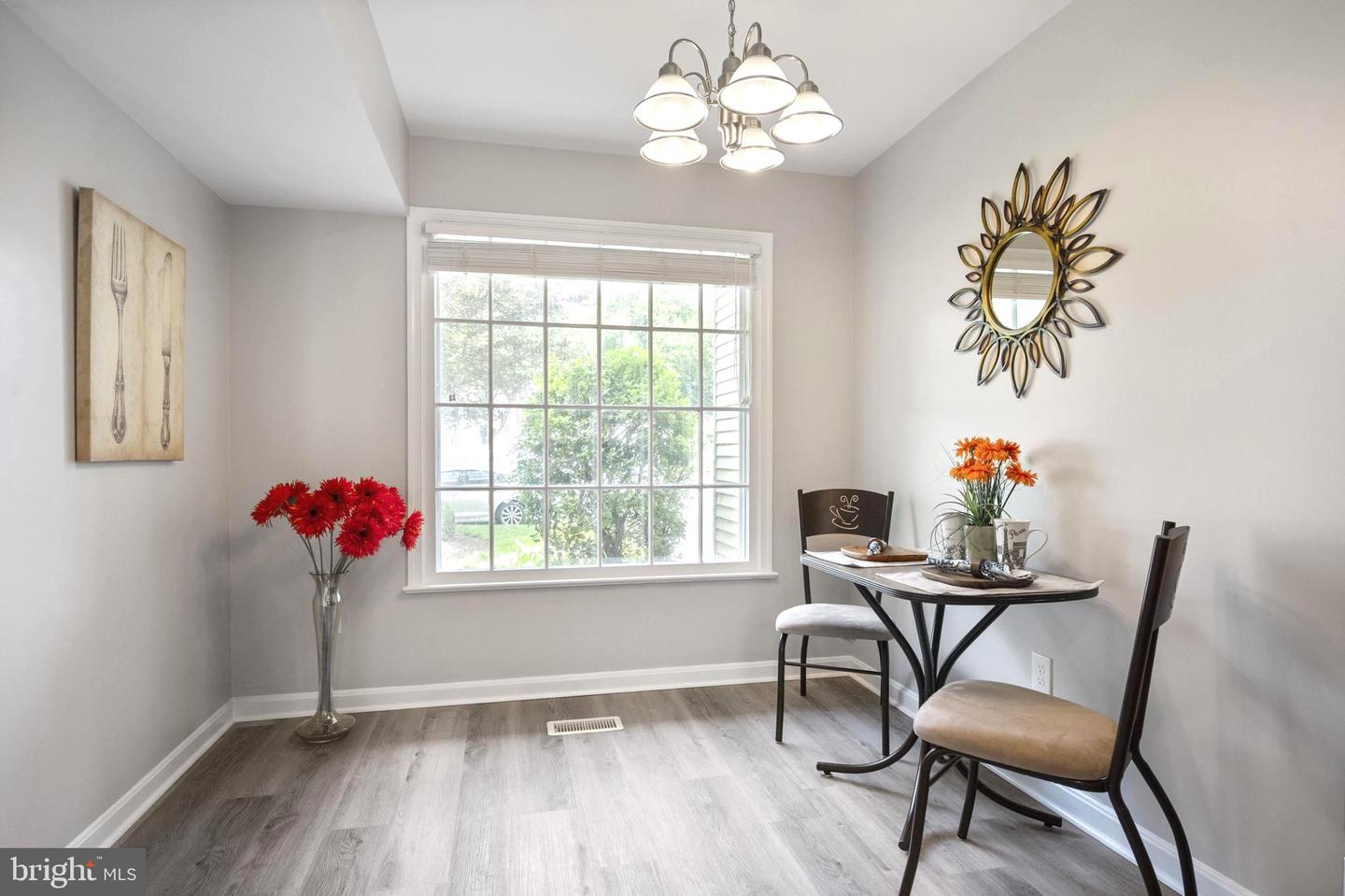 5455 Safe Harbor Ct Property Photo 8
