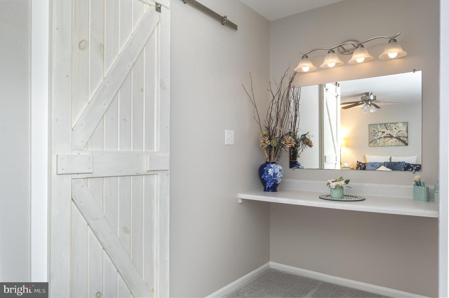 5455 Safe Harbor Ct Property Photo 27
