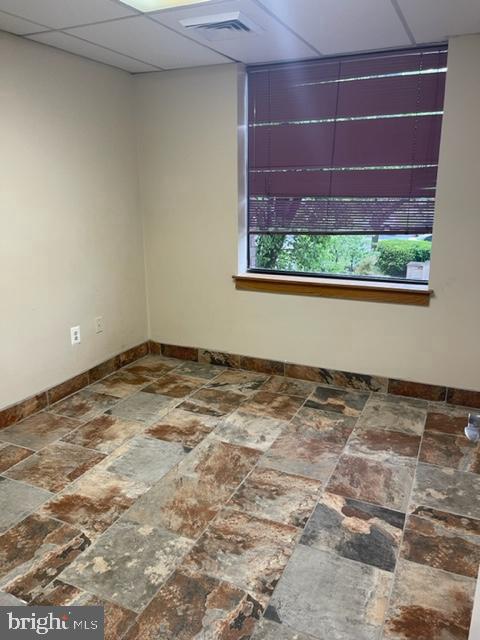 2875 Towerview Rd #2nd Floor Suite Property Photo 35