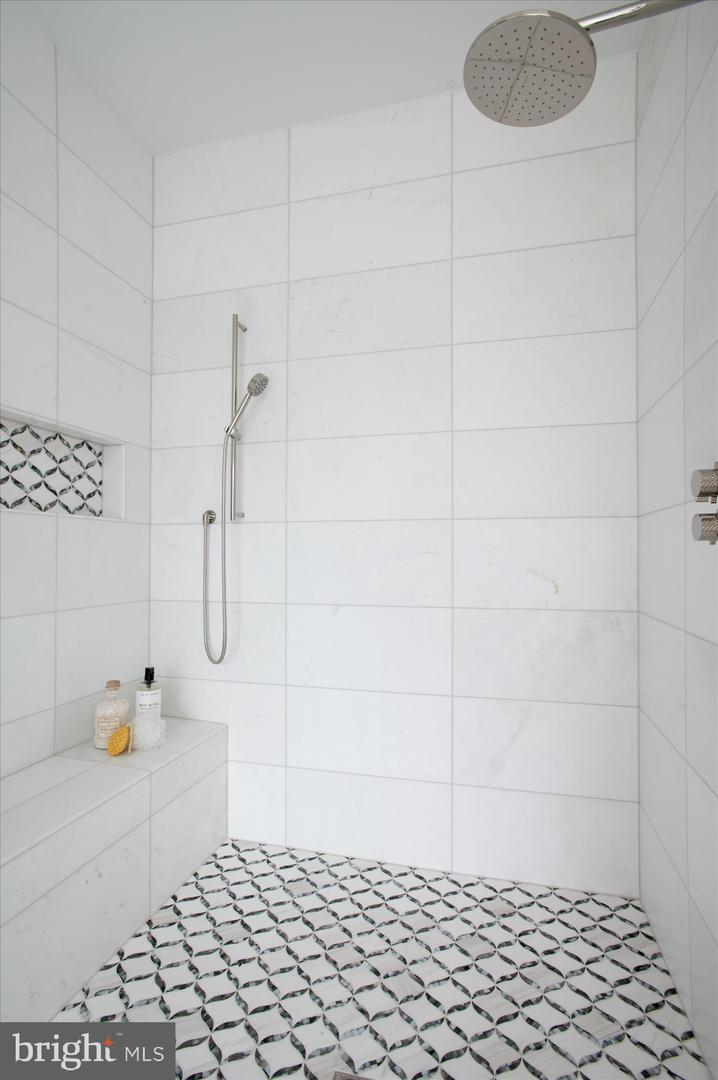 7008 Arbor Ln Property Photo 50