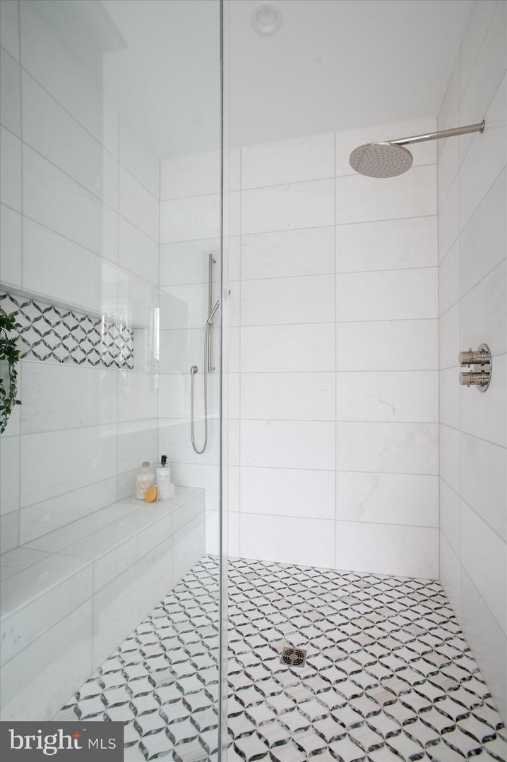 7008 Arbor Ln Property Photo 51