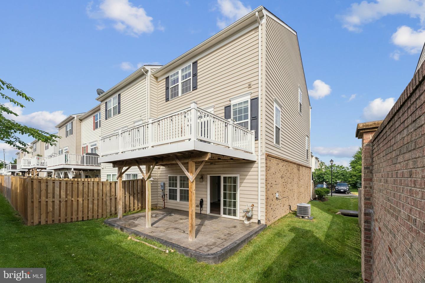 6236 Summit Point Ct Property Photo 7