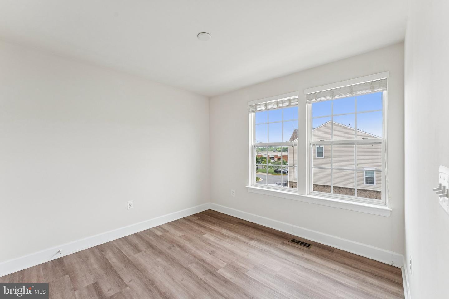 6236 Summit Point Ct Property Photo 16