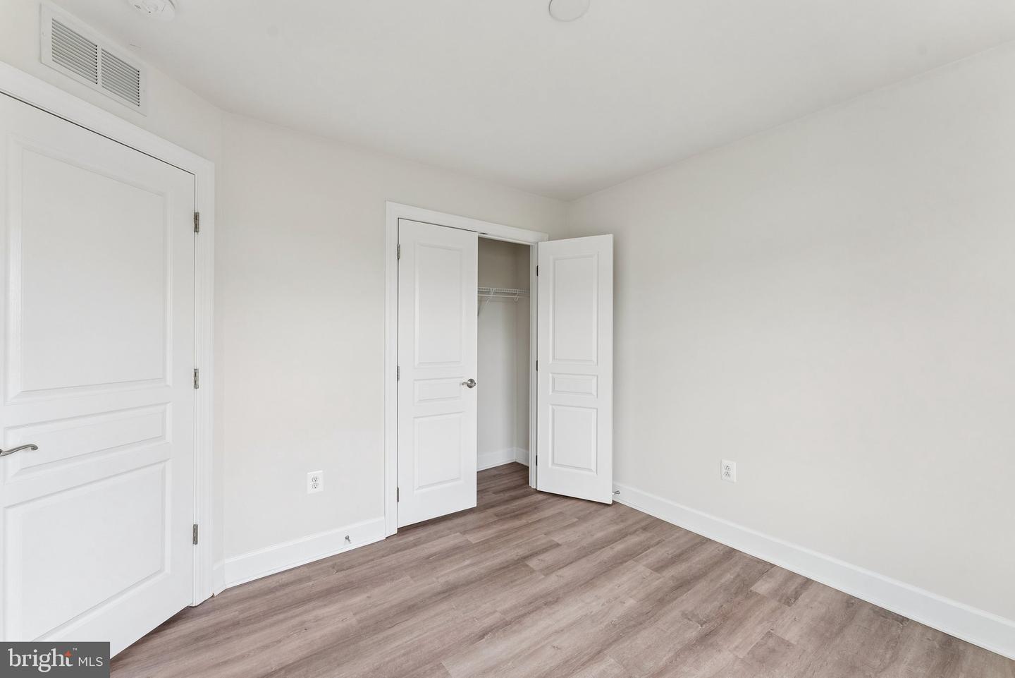 6236 Summit Point Ct Property Photo 17