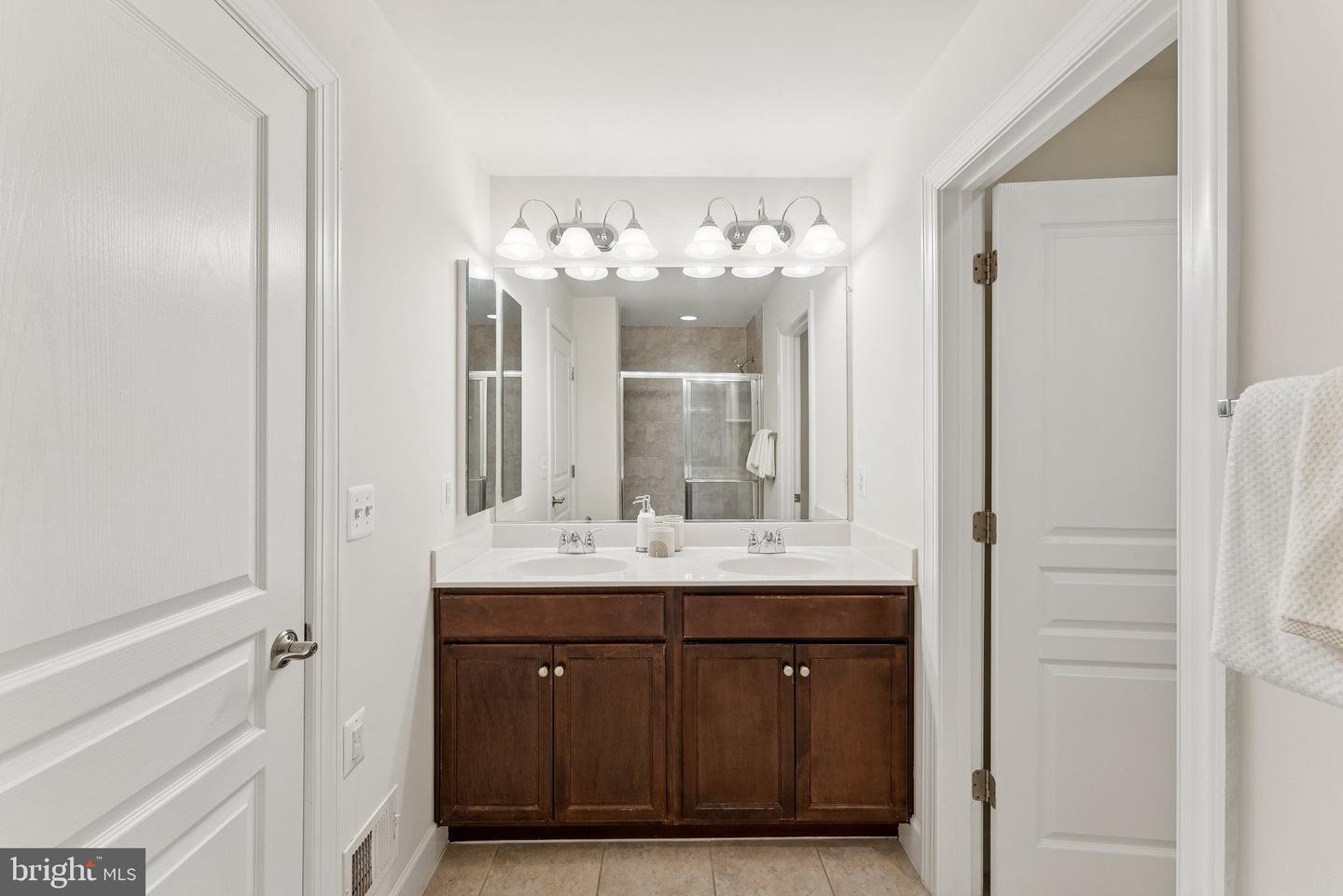 6236 Summit Point Ct Property Photo 24