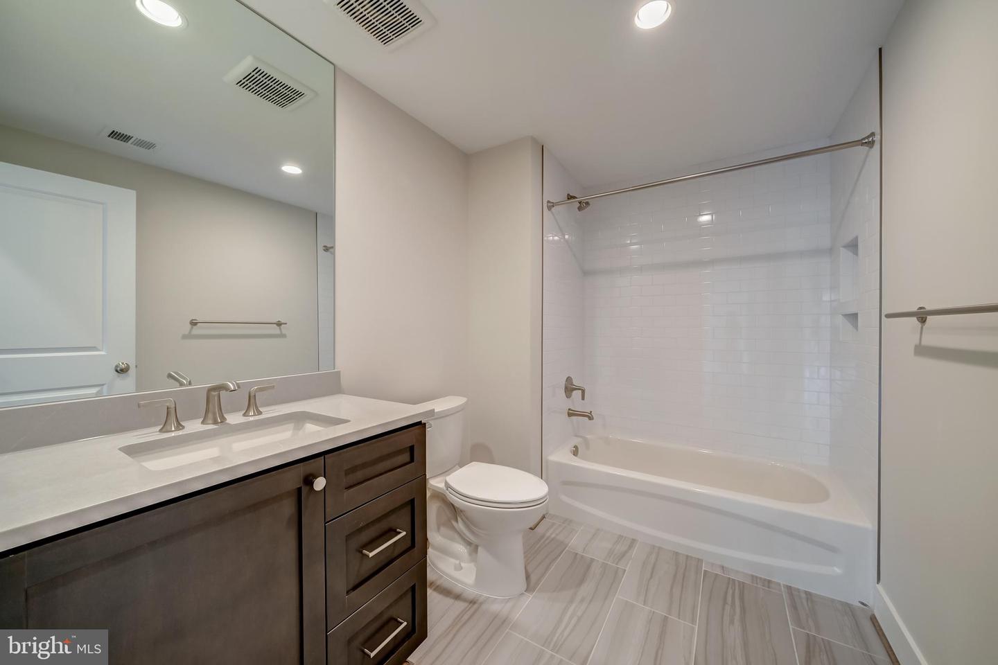 1002 Springvale Rd Property Photo 57