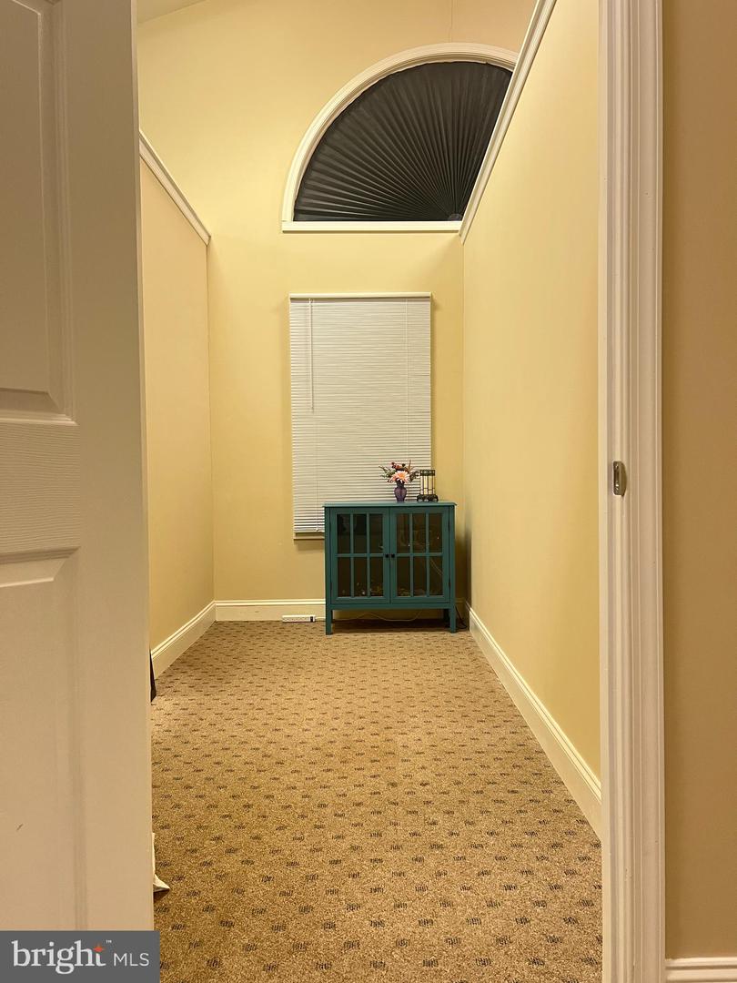 6157 Fuller Ct #5 Property Photo 8