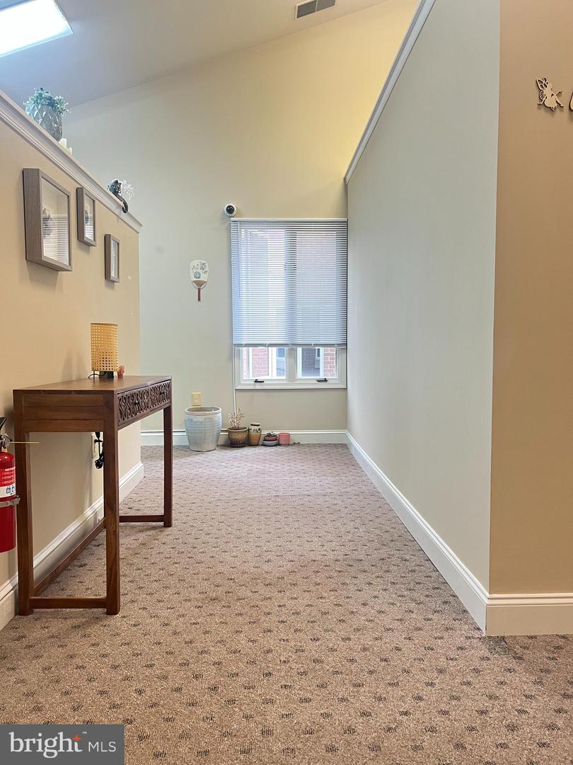 6157 Fuller Ct #5 Property Photo 10