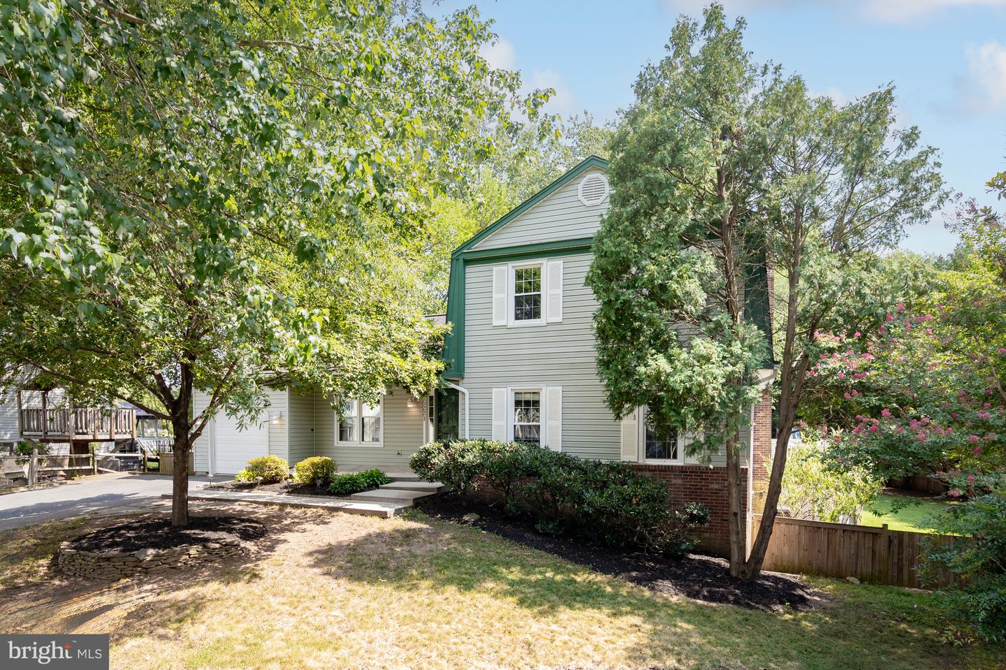 15221 Bicentennial Ct Property Photo 1