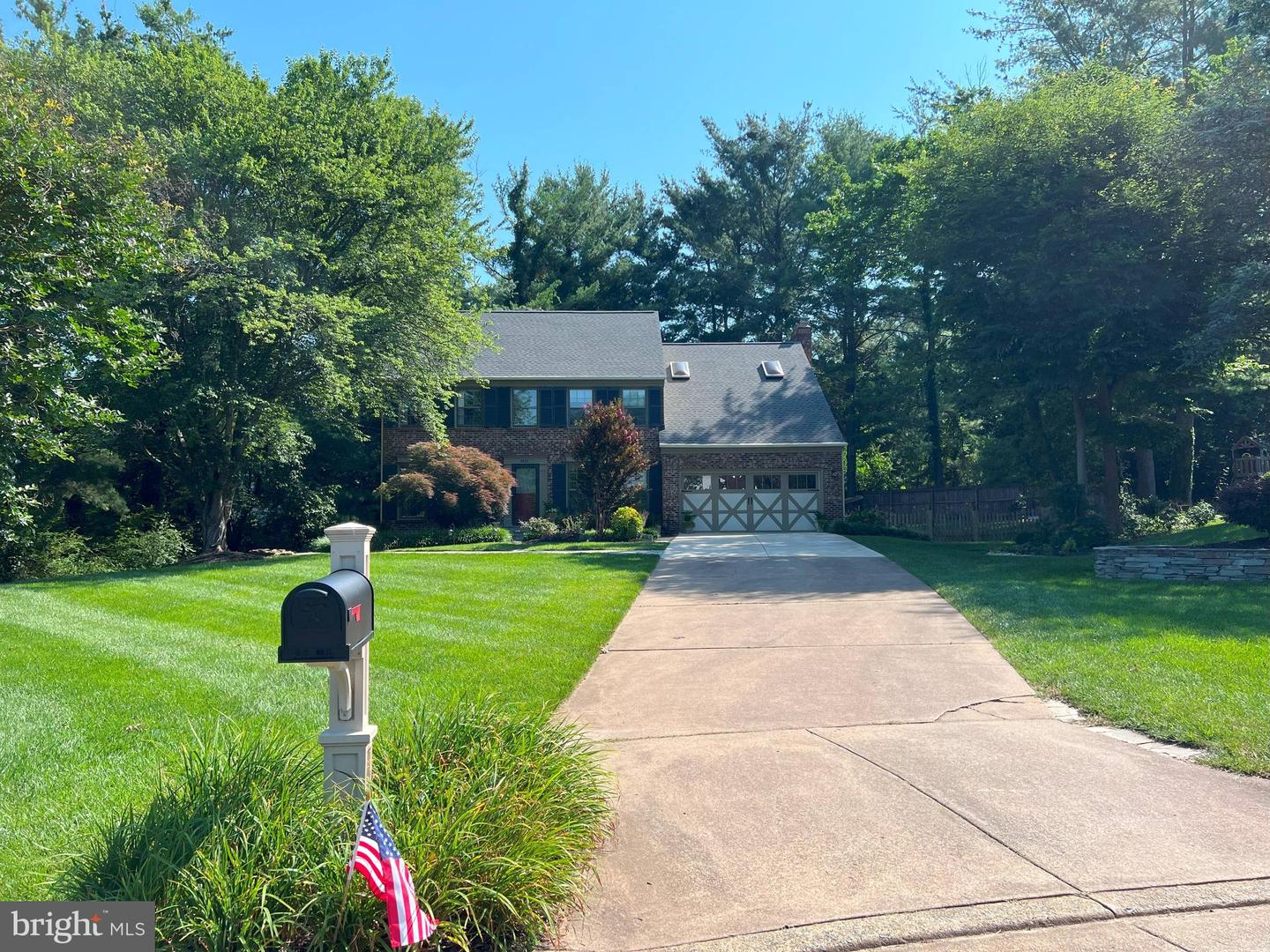 1631 AUTUMNWOOD DR