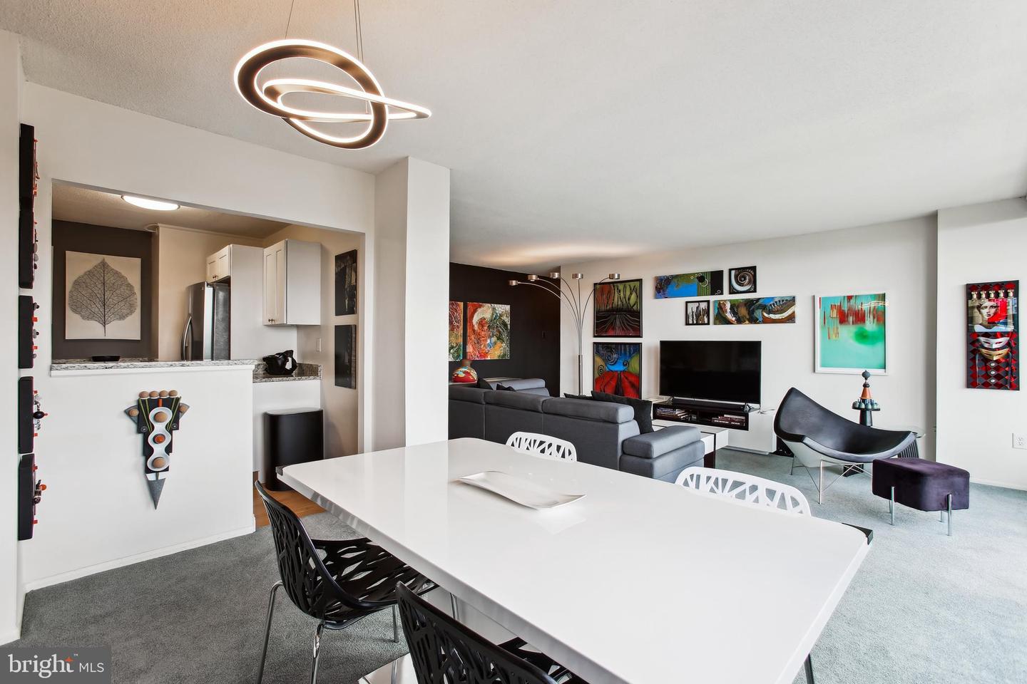 2059 Huntington Ave #1406 Property Photo 14