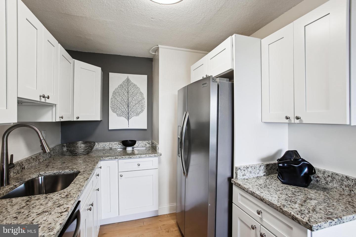 2059 Huntington Ave #1406 Property Photo 18