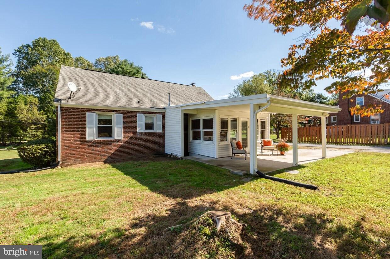 650 Walker Rd Property Photo 17