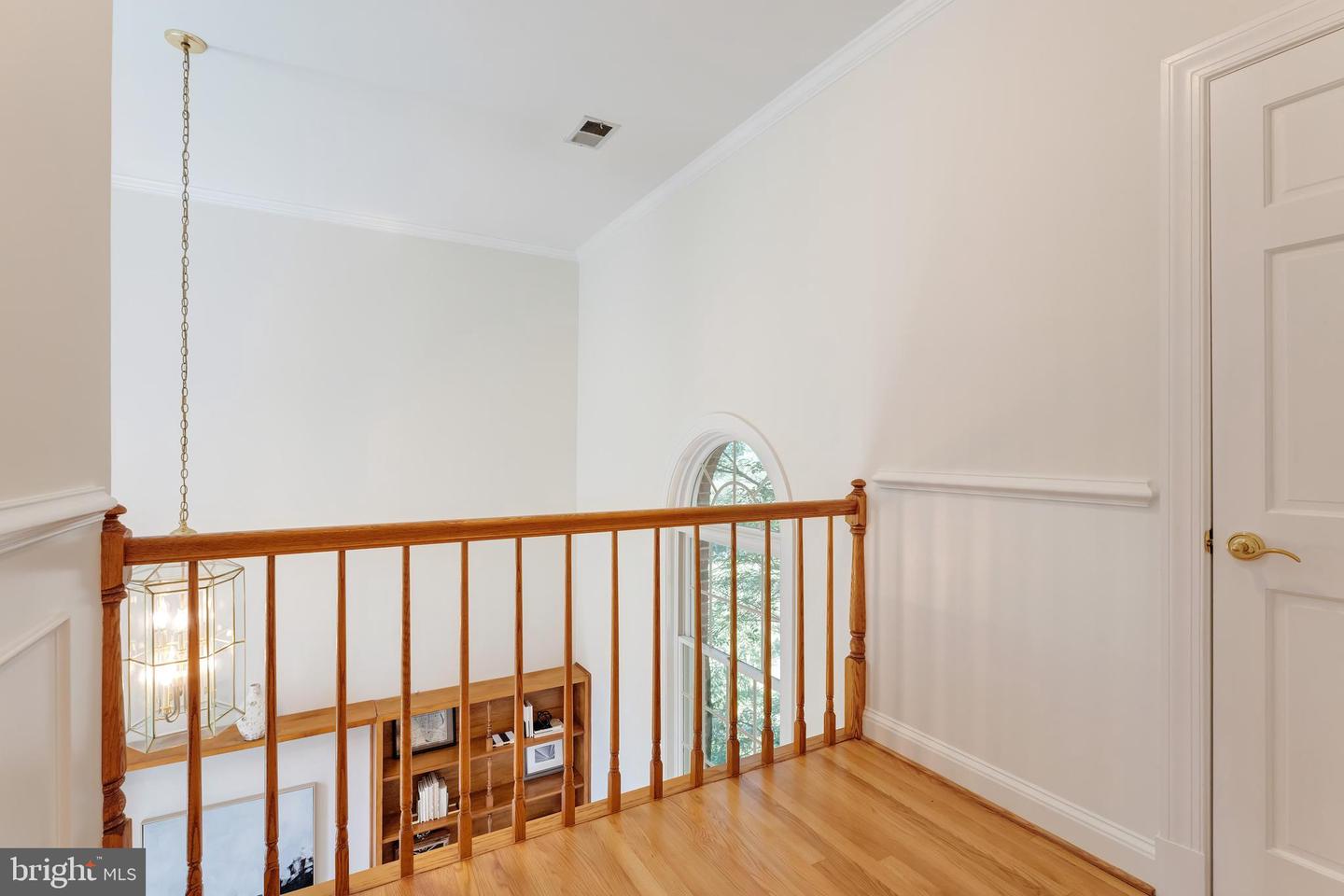 250 Golden Woods Ct Property Photo 34