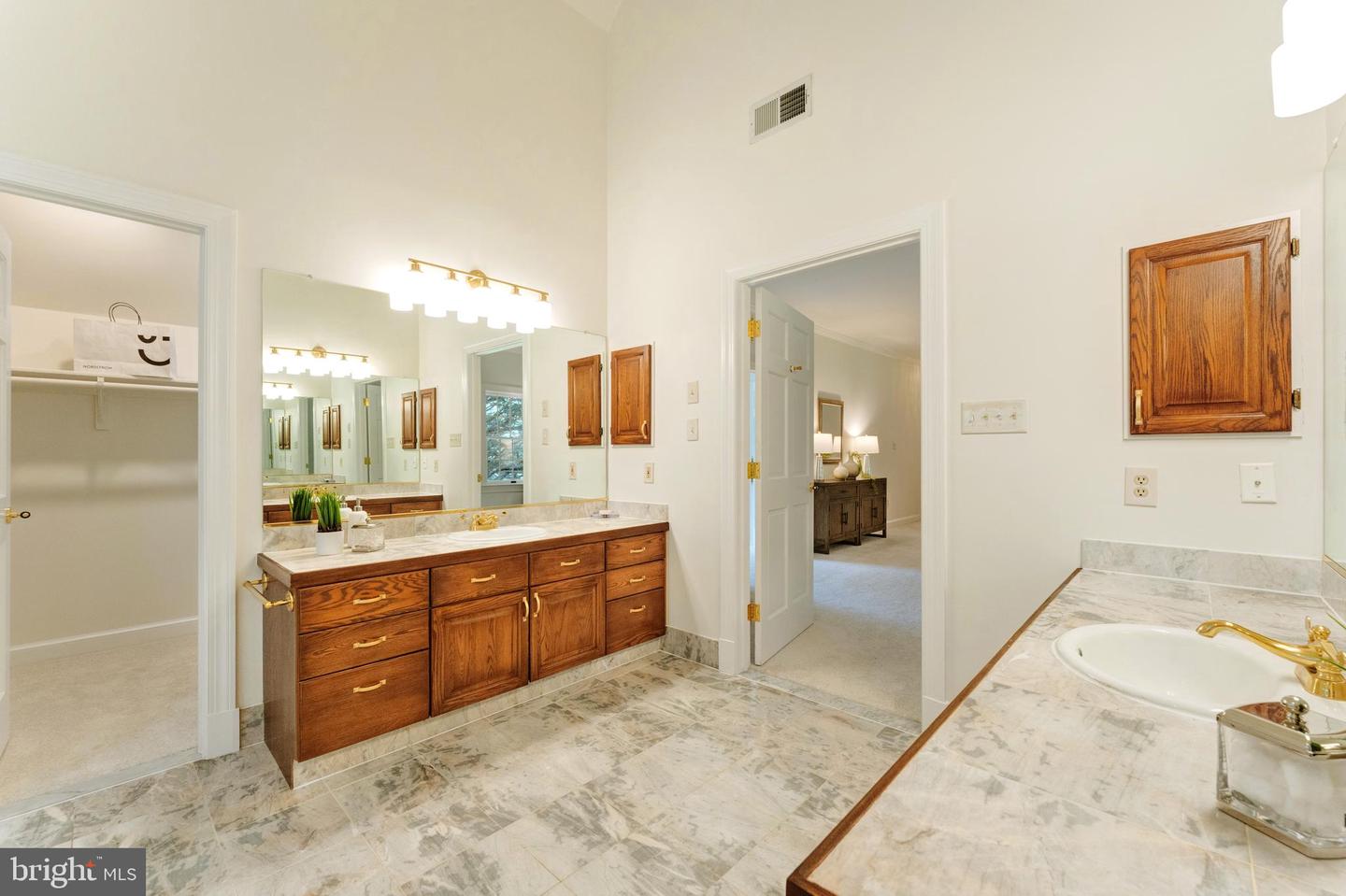 250 Golden Woods Ct Property Photo 43