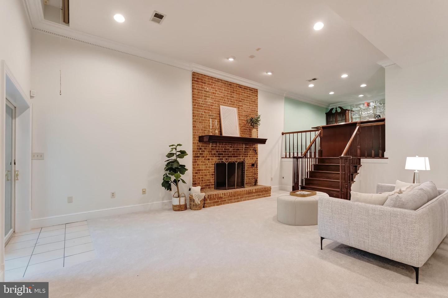 250 Golden Woods Ct Property Photo 63