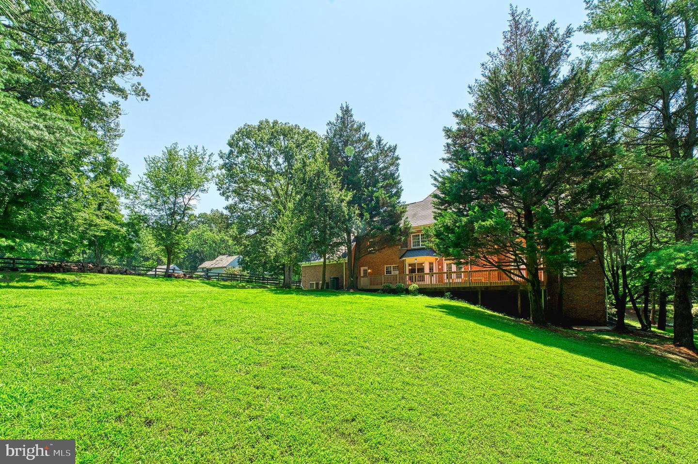 250 Golden Woods Ct Property Photo 77