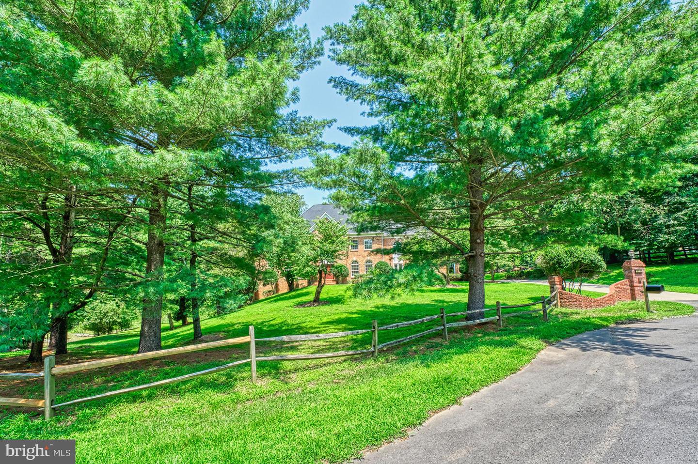 250 Golden Woods Ct Property Photo 87