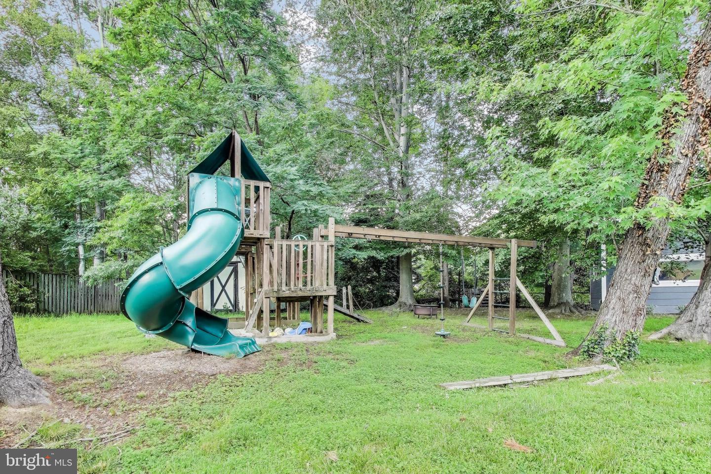 4422 Neptune Dr Property Photo 49