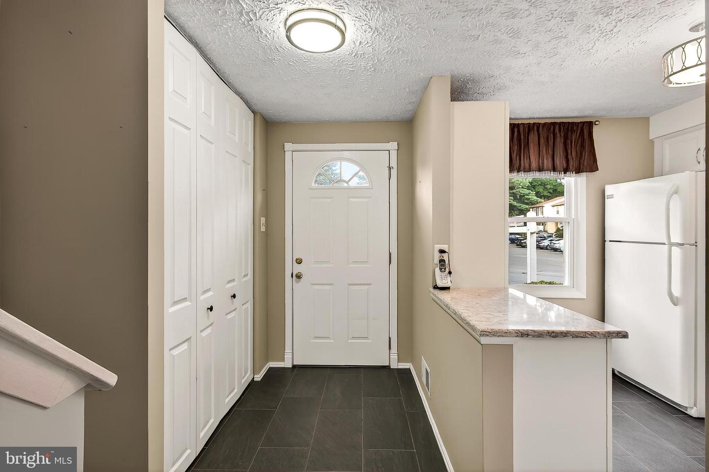 8353 Bark Tree Ct Property Photo 2