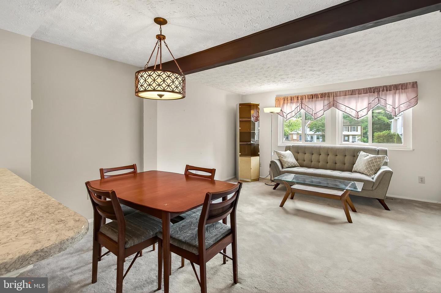 8353 Bark Tree Ct Property Photo 6