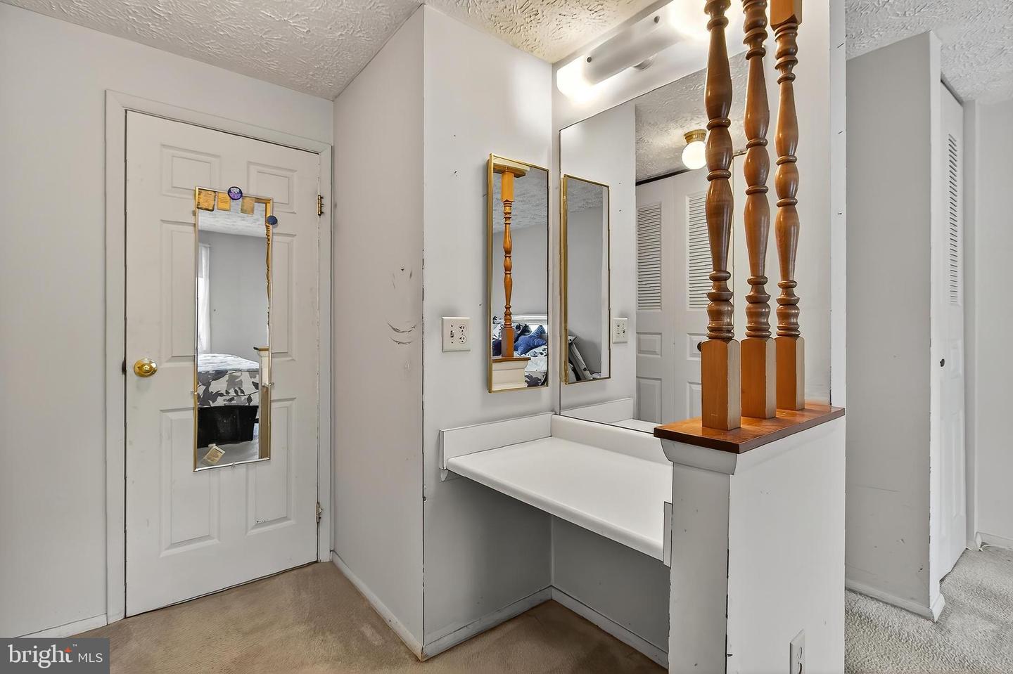 8353 Bark Tree Ct Property Photo 10