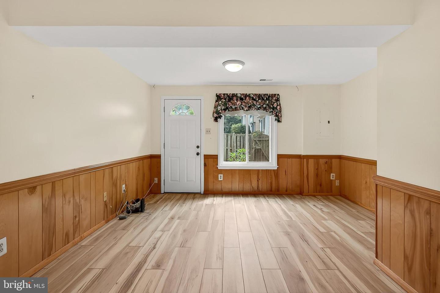 8353 Bark Tree Ct Property Photo 23