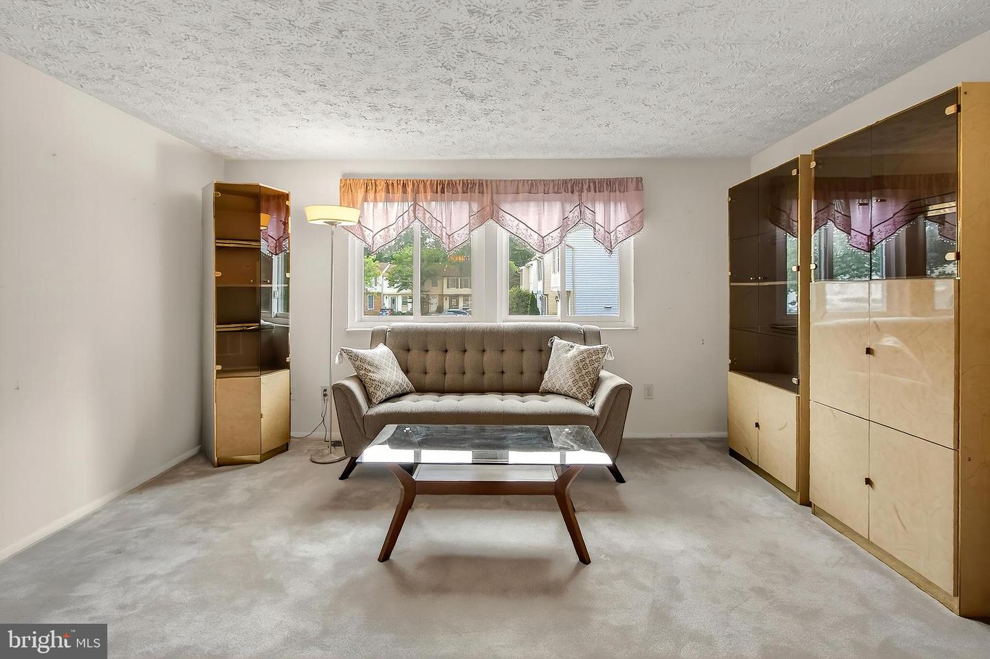 8353 Bark Tree Ct Property Photo 32