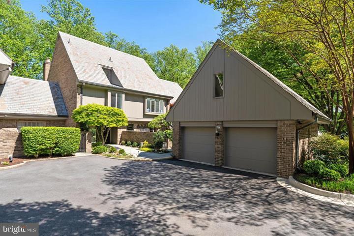 704 Belgrove Rd Property Photo 1