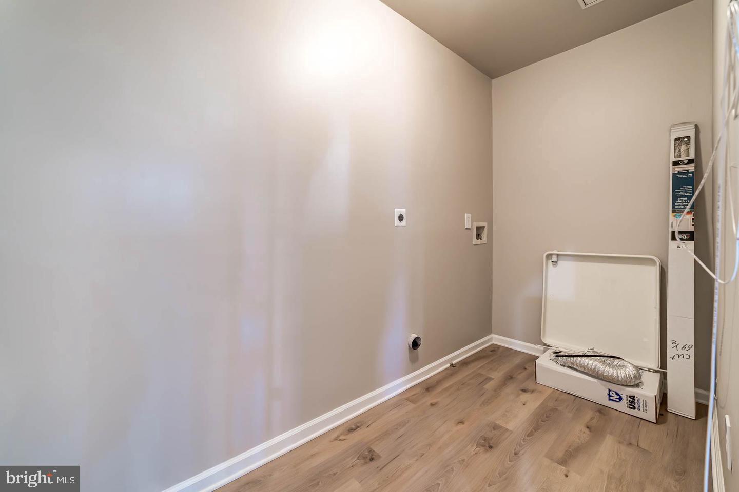 9000 Lorton Station Blvd #207 Property Photo 36