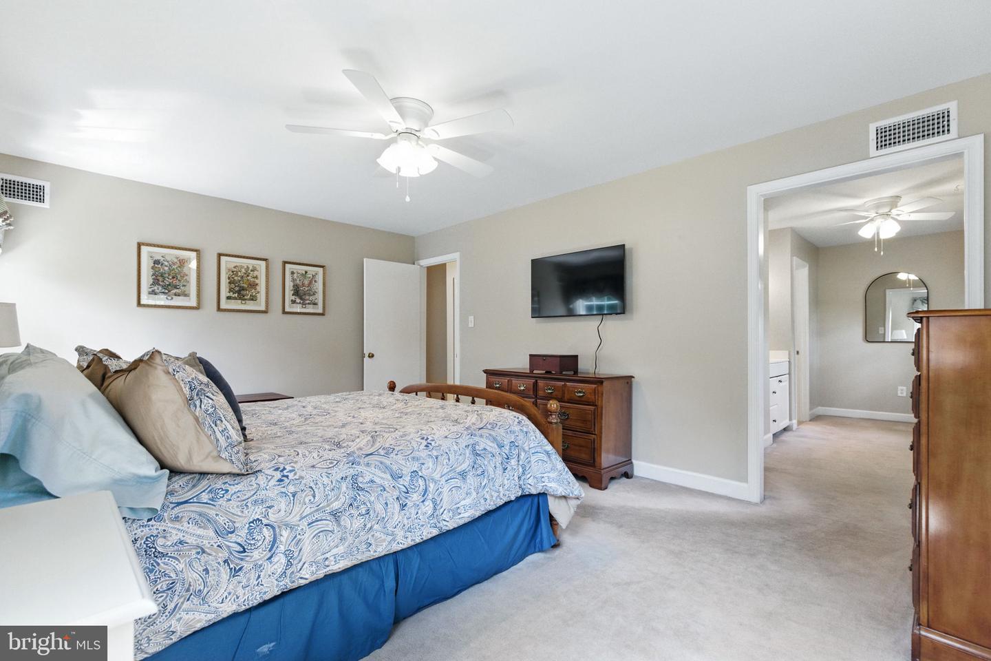 8323 Epinard Ct Property Photo 43